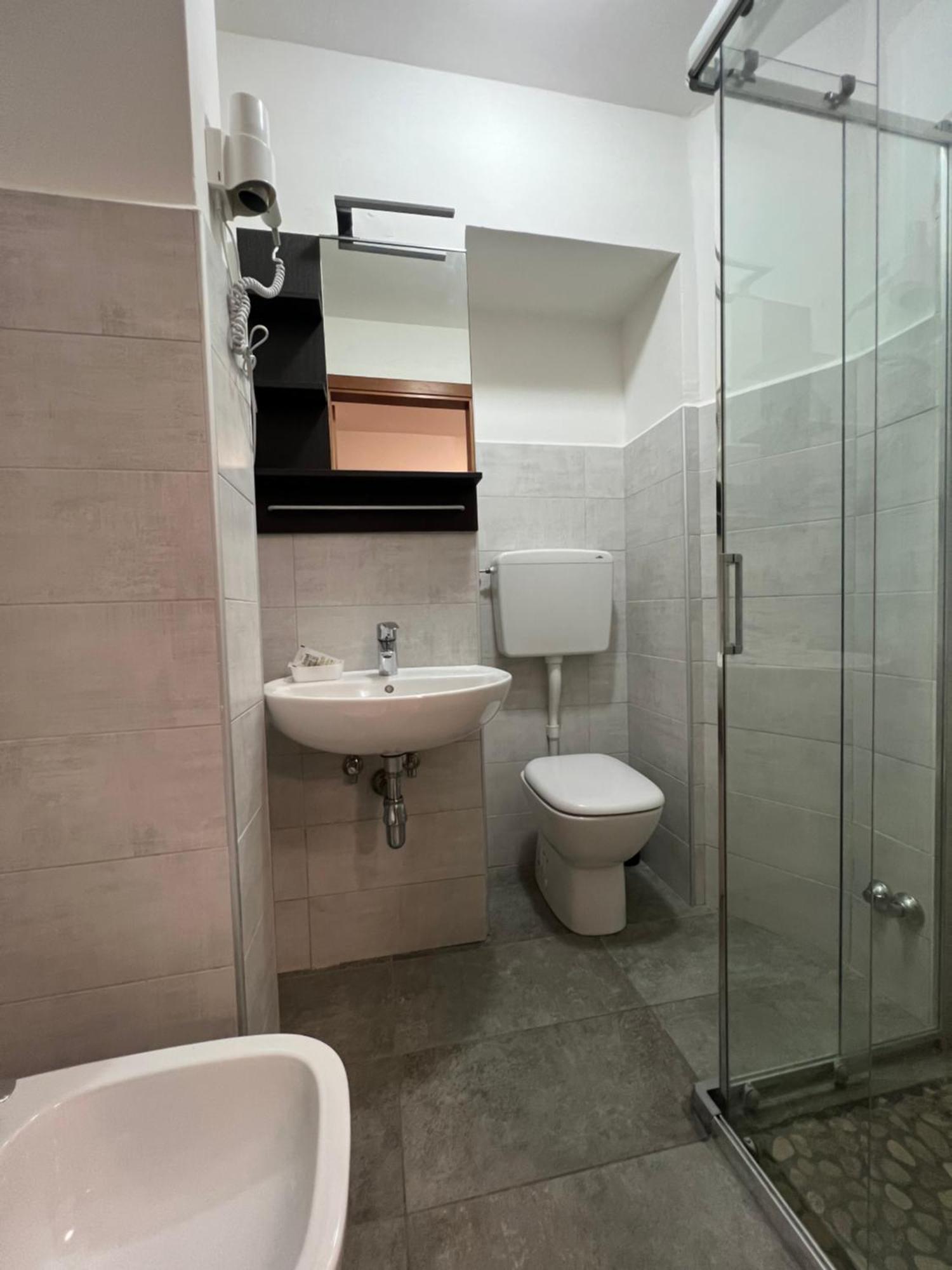 Hotel Miro Rimini Ngoại thất bức ảnh