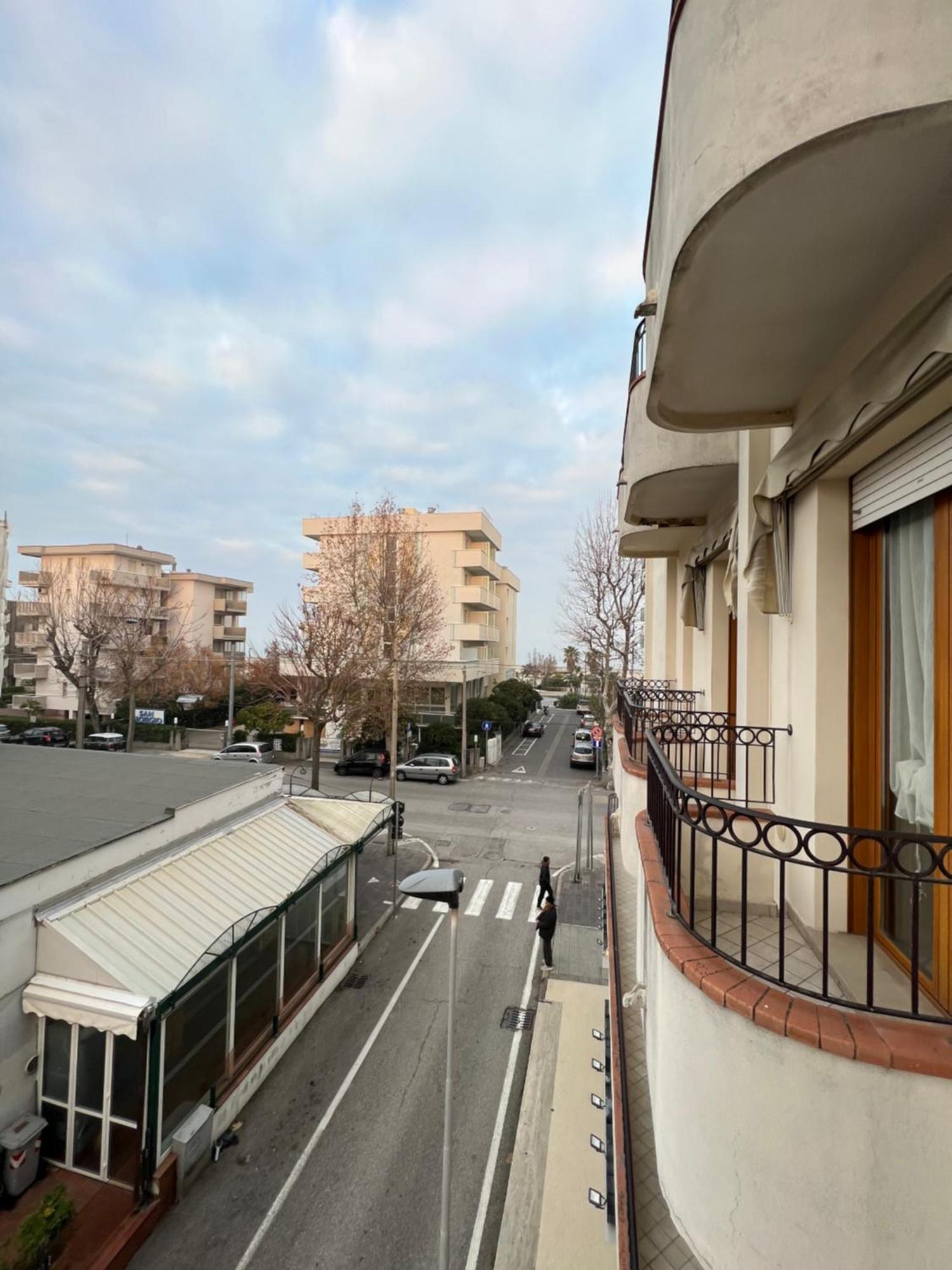 Hotel Miro Rimini Ngoại thất bức ảnh
