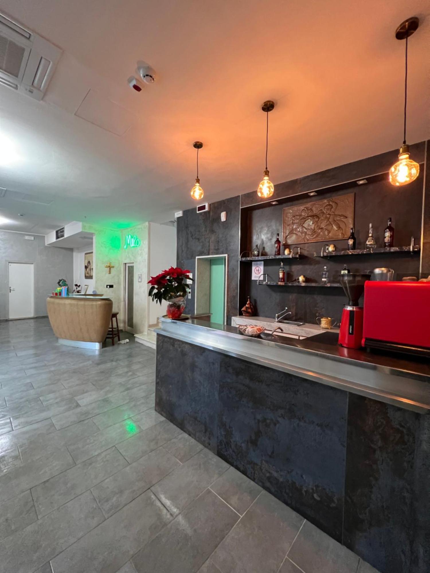 Hotel Miro Rimini Ngoại thất bức ảnh